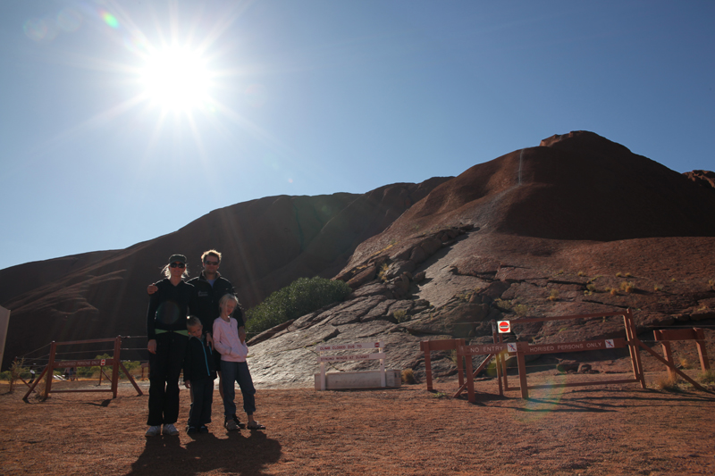 ayers-rock-lukket